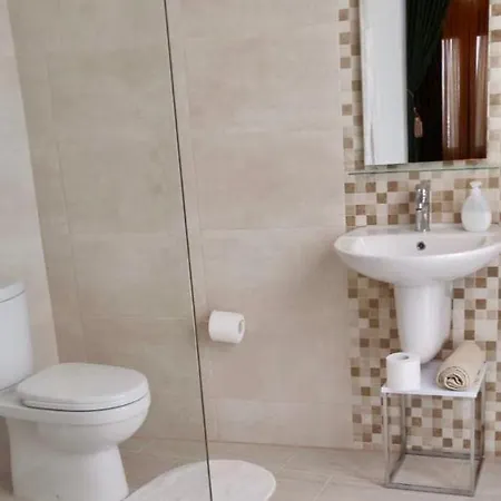 Naxxar Rooms * Naxxar