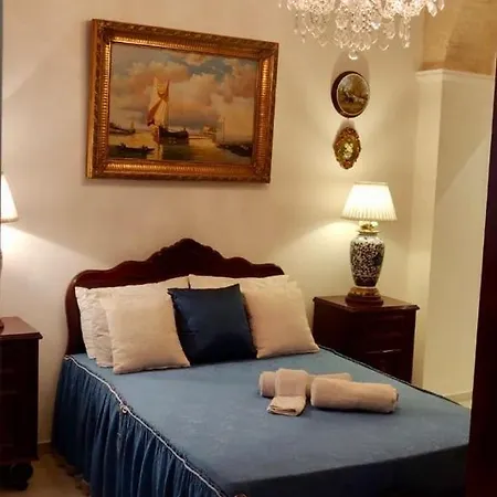 Naxxar Rooms *